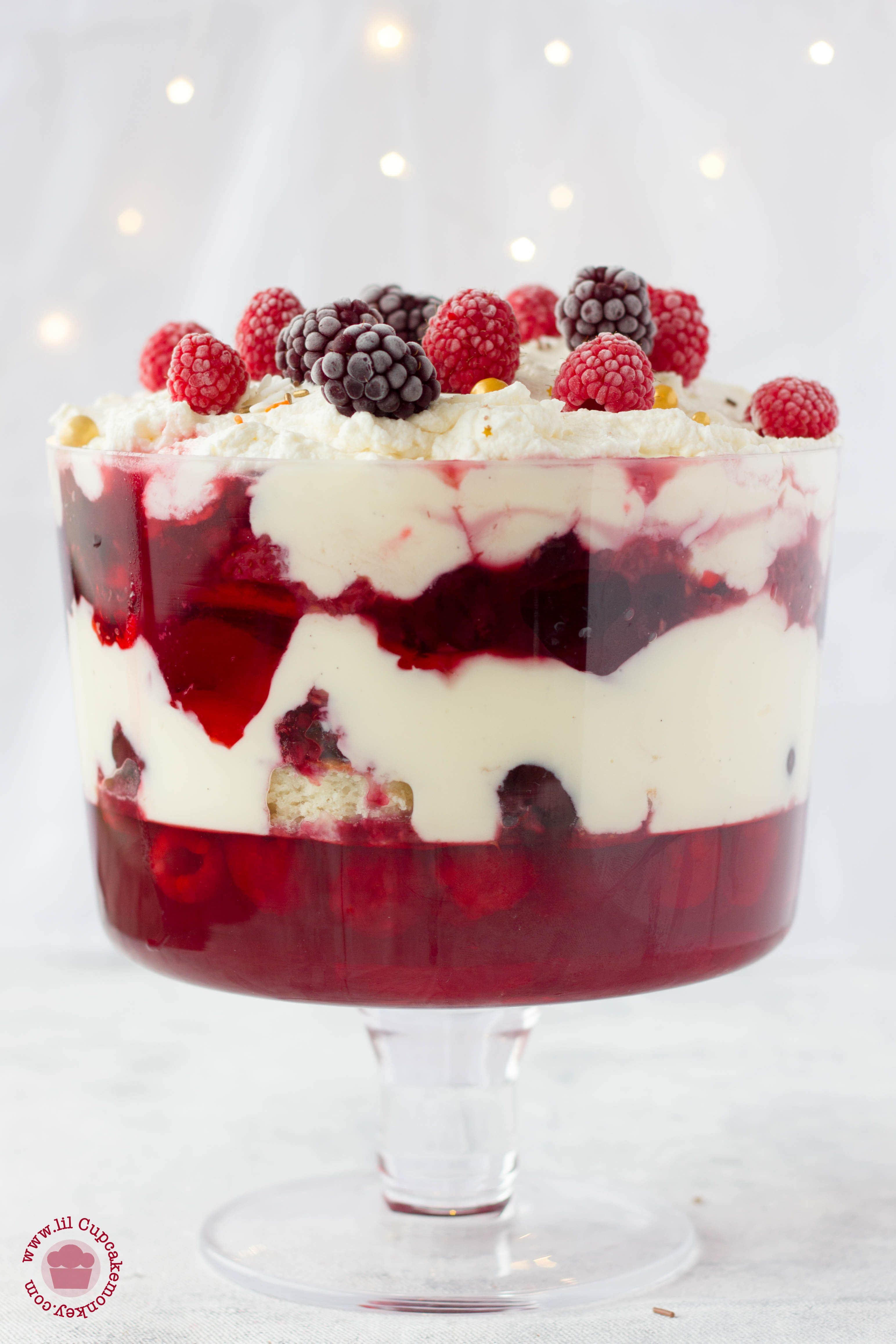 christmas trifle with mixed berry compote lilcupcakemonkey Lil