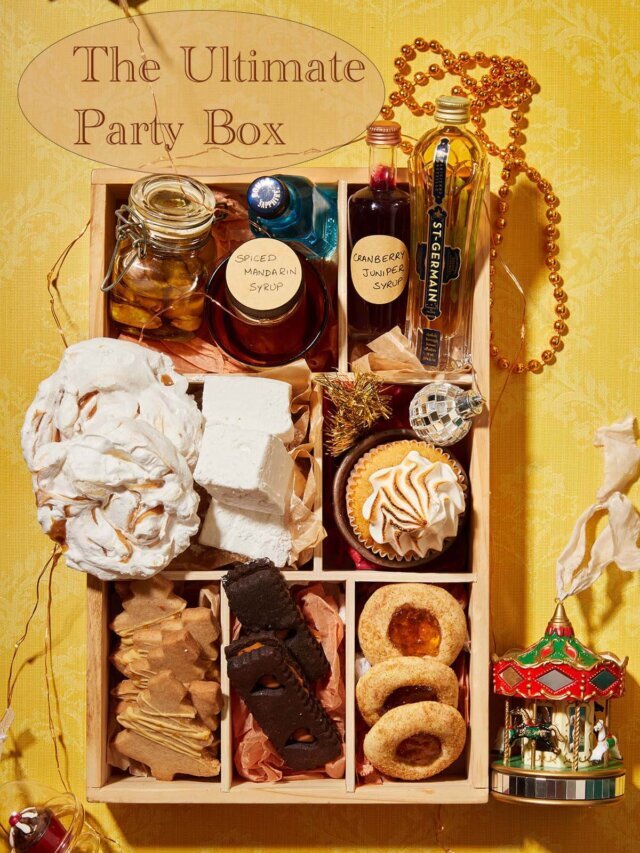The Ultimate Party Box / Cookie Box  for Christmas and festive season