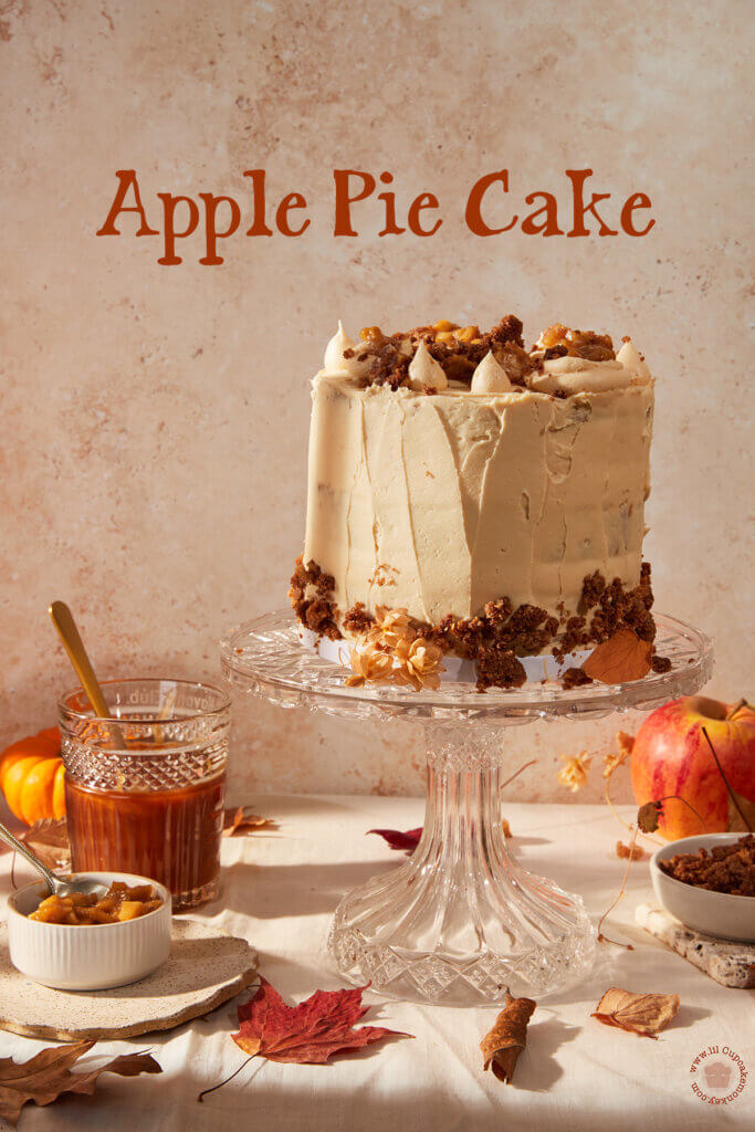 apple pie cake_brown butter frosting_pie crumble